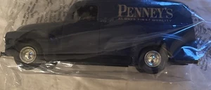 Bank Penney’s GMC Panel Van, Ertl 1951, 2006 con licencia de General Motors Corp - Imagen 1 de 4