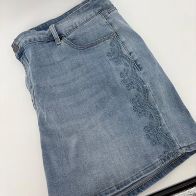 Pantalones Cortos Lane Bryant Mujer 20 Tiro Medio Novio Azul Denim Bordado Lino Magic Foto 1 de 4