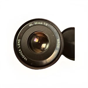 Obiettivo Yashica ML 50mm f/2 attacco C/Y messa a fuoco manuale obiettivo fotocamera vintage ✔️✔️ - Foto 1 di 6