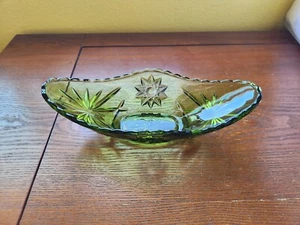 EAPC Star Early American Prescut Anchor Hocking GREEN GONDOLA BANANA SPLIT BOWL - Picture 1 of 4