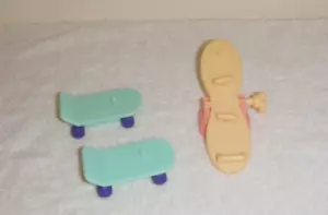 Hasbro Littlest Pet Shop 2007 2 clavijas monopatines y clavija Teeter Totter - Imagen 1 de 2
