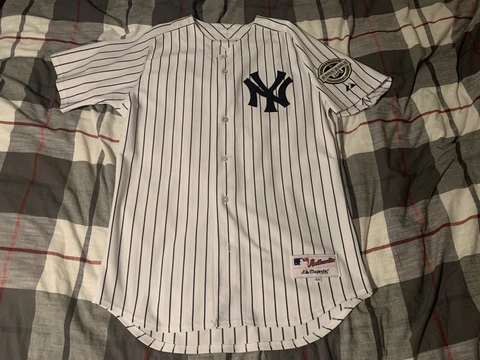 Majestic New York Yankees #25 Mark Teixeira Baseball Jersey Size 44 Cover