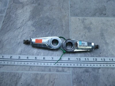 Honda CB750K 1979 edición limitada H1038-2. ajustadores rueda trasera Foto 1 de 4