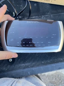 Emersion Research Alarm Clock Silver With Snooze And Radio (FM & AM) - Picture 1 of 6