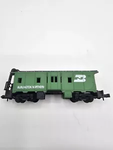 *READ* AHM/PMI? N Scale Burlington Northern 50' Bay Window Caboose BN - Picture 1 of 8
