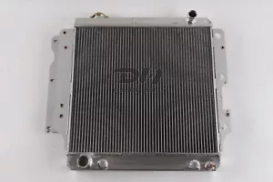 Aluminum 3 Row Radiator fit 1987 88-2006 Jeep Wrangler YJ/TJ 2.4L 2.5L 4.0L 4.2L - Foto 1 di 12