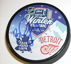 BILL DERLAGO TORONTO MAPLE LEAFS SIGNED 2014 WINTER CLASSIC HOCKEY PUCK w/ COA - Picture 1 of 1