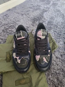 Valentino Garavani Rockrunners Sneakers Size UK 7 - Picture 1 of 7