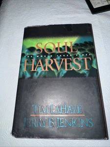 Soul Harvest The World Takes Sides by Jerry B Jenkins and Tim LaHaye HB DC Accp - Foto 1 di 6