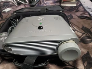 Toshiba TDP-T3 2000 Lumen Projector and Carrying Case, tested and working - Picture 1 of 20
