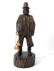 ARGENTINE Folk Art Gaucho Carved Wood Boleadoras Bolas Poncho Bombachas 6" - Picture 1 of 10