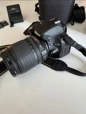 Nikon D5100 Spiegelreflexkamera  - Bild 1 von 4