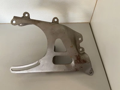 Soporte de aire acondicionado Buick Riviera 1964-66 Foto 1 de 2