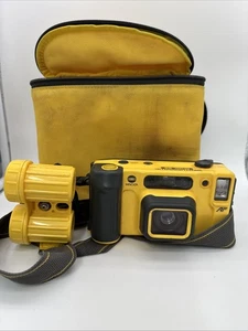 Minolta Weathermatic Dual 35 35mm Point & Shoot Camera With Bag And Film Holder - Picture 1 of 1