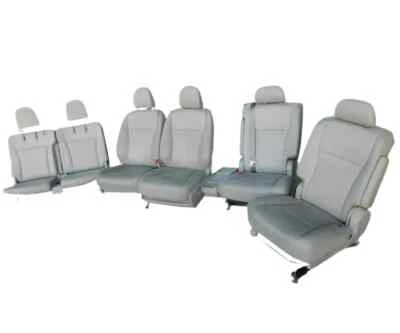 ASIENTO DE CUERO TOYOTA HIGHLANDER 11-13 - JUEGO DE 6 (PASAJERO DELANTERO 2ª y 3ª fila) Foto 1 de 4