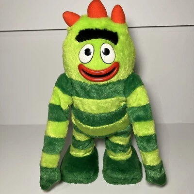 Yo Gabba Gabba Dancing BROBEE de Spin Master - 15", Sings & Dances, 6010004 (18) Foto 1 de 4