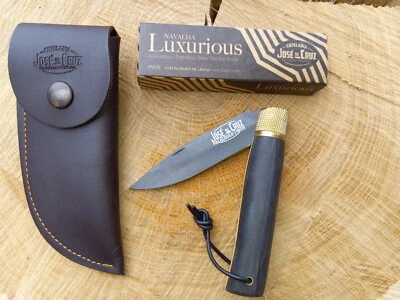 Navaja de bolsillo plegable Jose da Cruz, madera negra africana y boj, con estuche de cuero. Foto 1 de 4