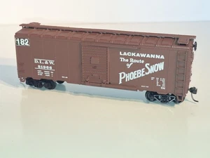 Athearn 40' Boxcar for D L & W. #51966. Good cond. HO Scale. Plastic wheels - Picture 1 of 7