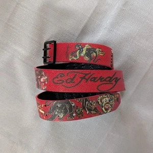 ¡NUEVO! Cinturón rojo estampado tatuaje Ed Hardy Panther con tachuelas remachables para hombre talla 34 - Imagen 1 de 4