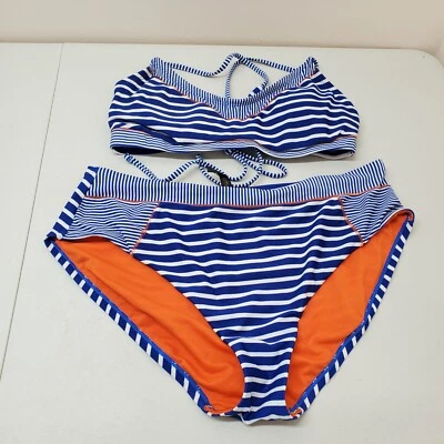 Bikini Skechers a juego parte superior e inferior talla L parte superior e inferior XL rayas Foto 1 de 4