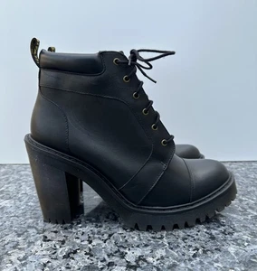 Dr. Martens AVERIL LEATHER HEELED ANKLE BOOTS Women’s Size 10 - Picture 1 of 12