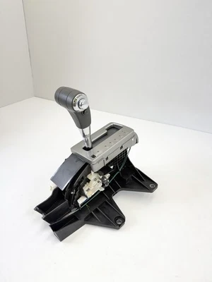 Palanca de cambios de transmisión Nissan Frontier 2005-2019 OEM 34901EA60B #257 Foto 1 de 4