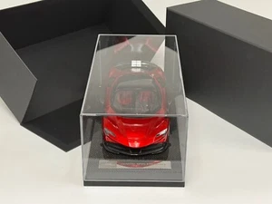 1/18 Ferrari SF90 Novitec in Metallic Red Carbon Fiber Base 88 pieces SE1012 - Picture 1 of 8