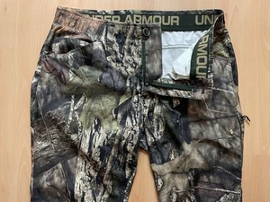 Under Armour Size 36X32 Real Tree Camo Pants Field Hunting Camping Outdoors - Picture 1 of 10
