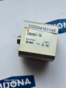 SMC CDQ2B20-5D 1.0MPa CDQ2B20 5D - Imagen 1 de 5