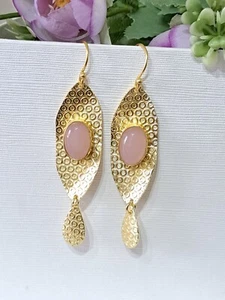 Orecchini Dorati Art Deco Con Pietre Dure Quarzo Rosa - Foto 1 di 2