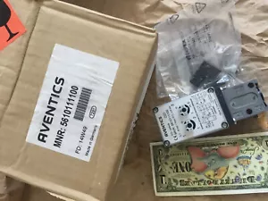 REXROTH VALVE 5610111100 - Picture 1 of 2