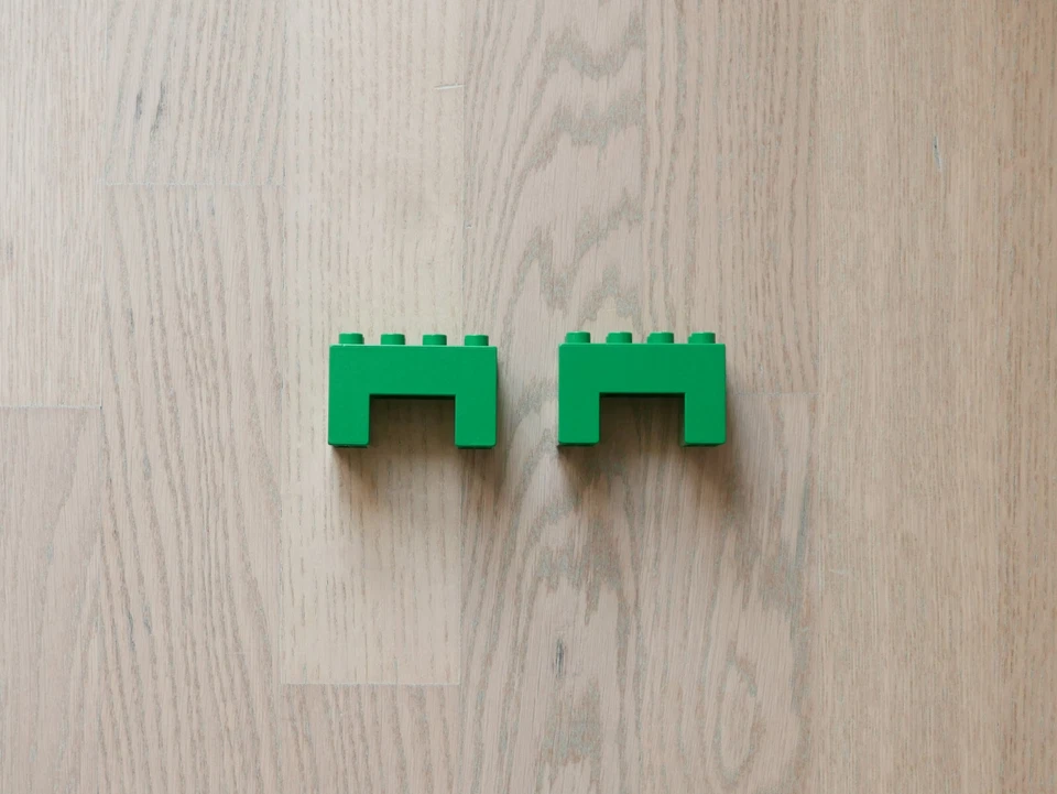 Lego Duplo grüne Brückensteine / Pfeiler (2 Stück) (6394) - Bild 1 von 1