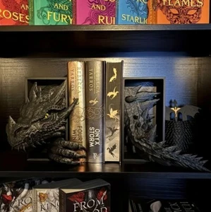 Dragon Emerging Smaug Book Nook Figure 3D Printed Collectible - Picture 1 of 4