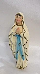Vintage Blessed Mother Virgin Mary Praying Chalkware Figure with Rosary 5½" Tall - Picture 1 of 8