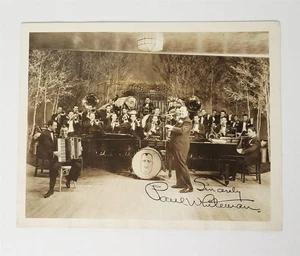 Foto firmada por el líder de la banda Paul Whiteman Ambassador Orchestra de 1920 8x10 en blanco y negro - Imagen 1 de 4