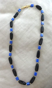 VINTAGE NAPIER BLUE BLACK BEADED NECKLACE GOLD TONE SIGNED 24" PRETTY VGUC - Picture 1 of 8