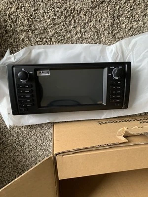 Eonon E39 con cámara de respaldo Foto 1 de 4