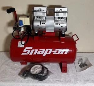 New Snap On Tools Air Compressor Oil Free WSOF4-24P In Red SW750A 1HP 120L/Min - Picture 1 of 9