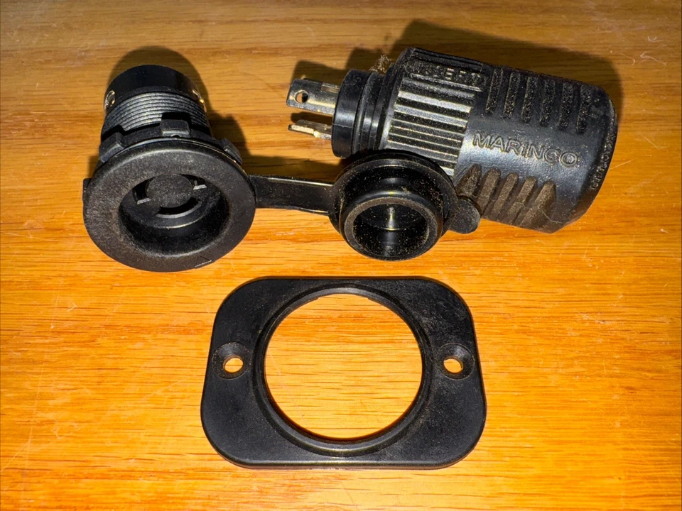 Marinco 12VCP 3-Wire ConnectPro Receptacle And Plug Trolling Motor Plugs Locking - Image 1 of 1