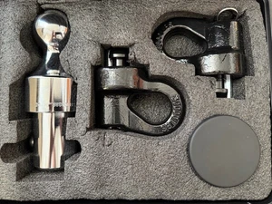 Gooseneck Ball Puck System 2-5/16'' 38,000 Lbs Towing Capacity NEW In Box - Picture 1 of 4