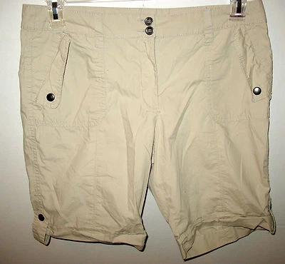 COLECCIÓN DALIA - PANTALÓN CORTO LIGERO 100% ALGODÓN BEIGE/TOSTADO - TALLA 8 Foto 1 de 4