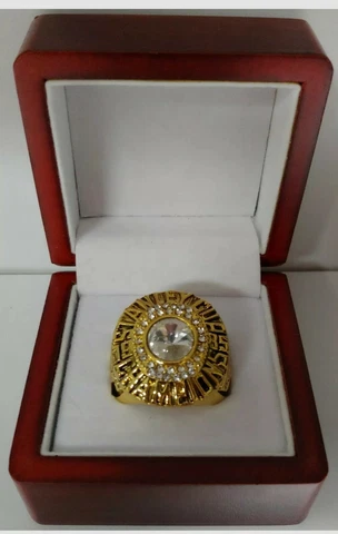Edmonton Oilers - 1985 Stanley Cup Ring With Wooden Display Box Cover