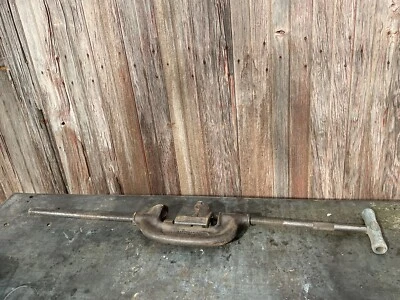 Ridgid No 3 Cuts 1 in to 3 in Heavy Duty Pipe Cutter, Made in USA - Image 1 of 4