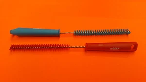 5360 Tube/Bottle Brush, 15 mm, 310 mm, Stiff, Vikan Blue Or Red - Picture 1 of 9
