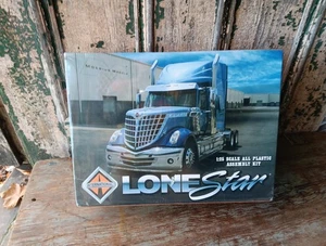 Moebius 1300 2010 International Lonestar - Picture 1 of 3