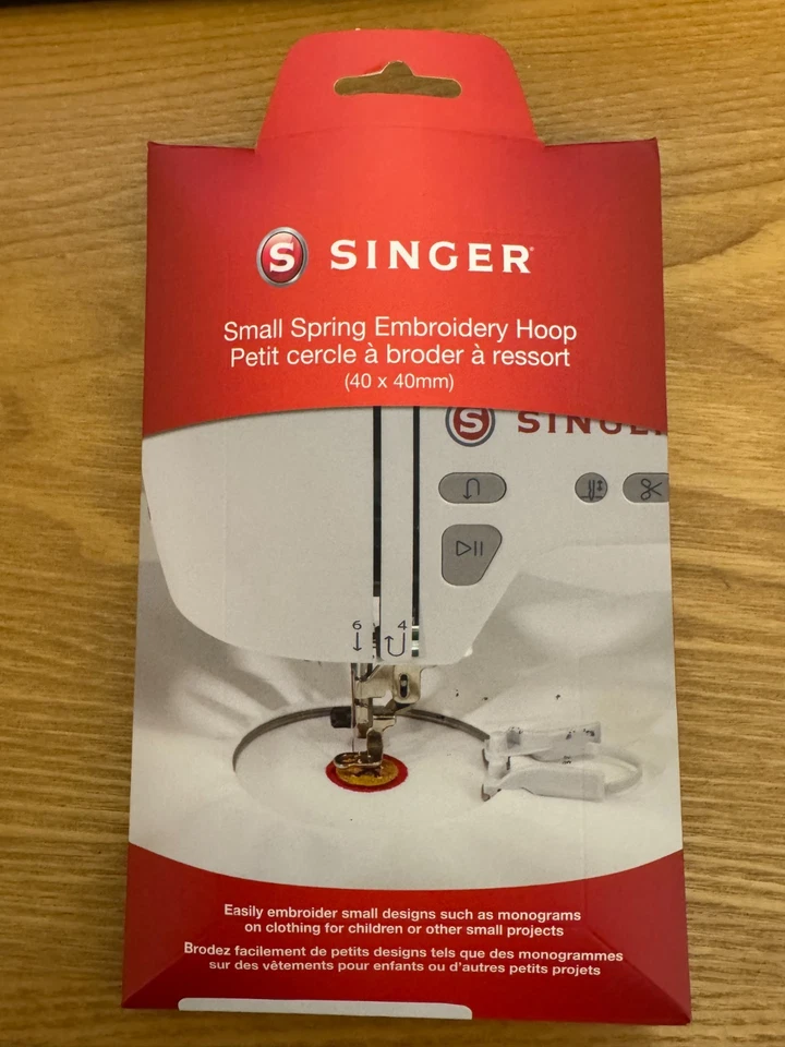 Singer small spring embroidery hoop 40 x 40 mm - Image 1 of 1