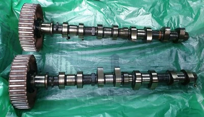 Pair Engine Camshaft Citroen C2 1.6 VTS NFS TU5JP4S 125BHP JM Saxo petrol pulley - Image 1 of 4