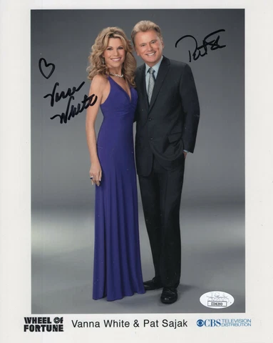 WHEEL OF FORTUNE HAND SIGNED 8x10 COLOR PHOTO      PAT SAJAK+VANNA WHITE     JSA Cover