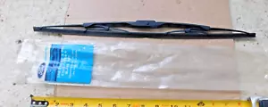 ONE NOS WINDSHIELD WIPER WITH BLADE FOR 1987-89 MERCURY TRACER CARS 1988 1989 - Picture 1 of 1