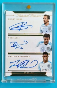 2018 National Treasures England Kane Dele Alli Marcus Rashford Triple Auto 4/10 - Bild 1 von 2